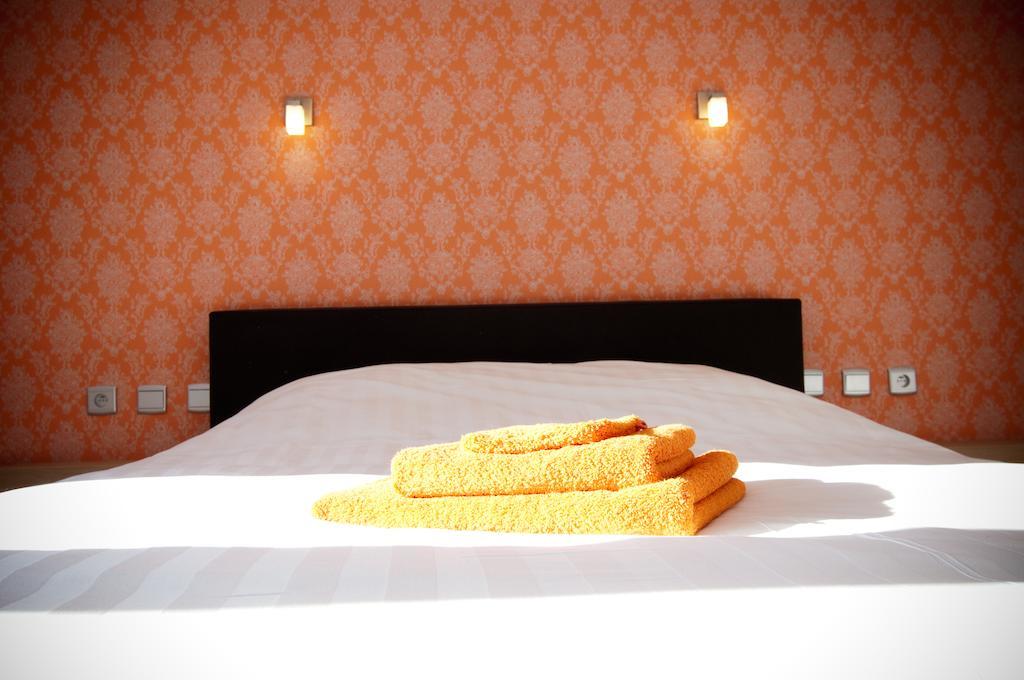 Apartment De Maasnacht Maaseik Ngoại thất bức ảnh